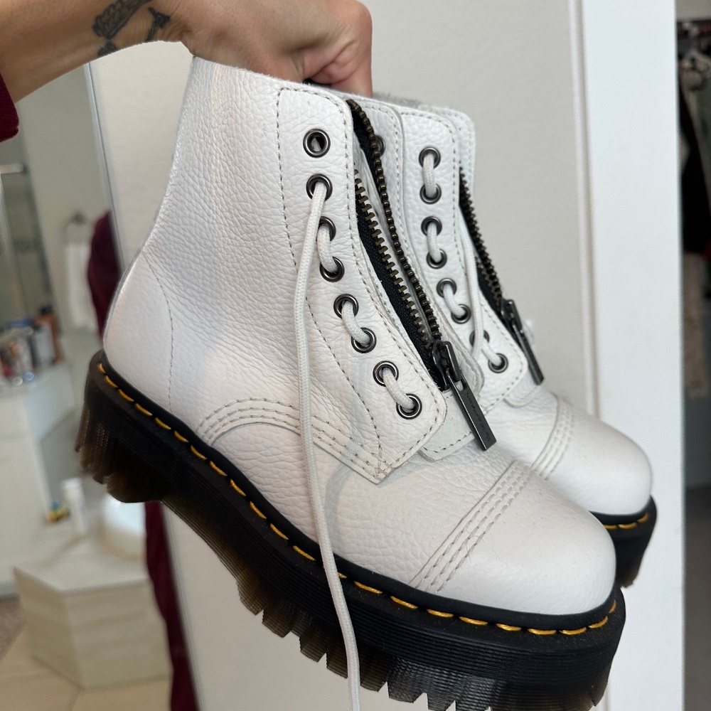 Doc Martens Sinclair White Aunt Sally Leather Platform Boots